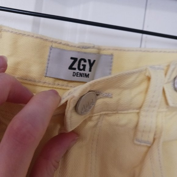 Lemon Sorbet Hi snd Loose Yellow Denim Shorts - Picture 3 of 3